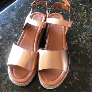 Military Hippie ‘Remy’ Espadrille-Rose Gold